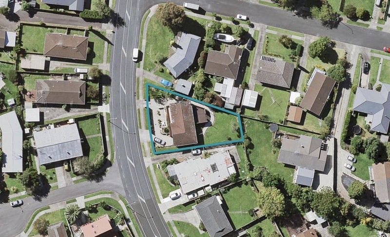 13 Stanniland Street, Sunnyhills, Auckland - Carousel 1