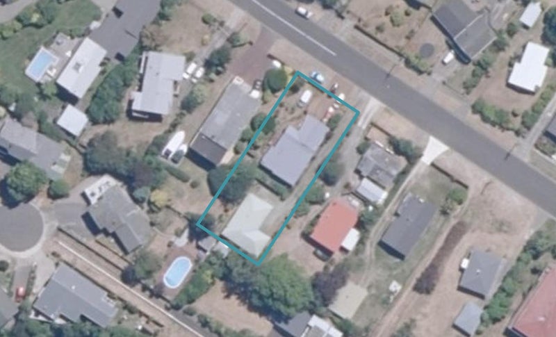 2/9 Ingle Avenue, Waipahihi, Taupō - Carousel 1