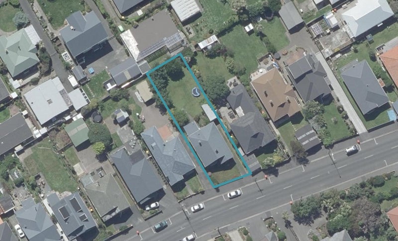 172 Victoria Road, Saint Clair, Dunedin - Carousel 1