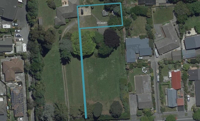 8 Graeme Cooper Lane, Avonhead, Christchurch - Carousel 1