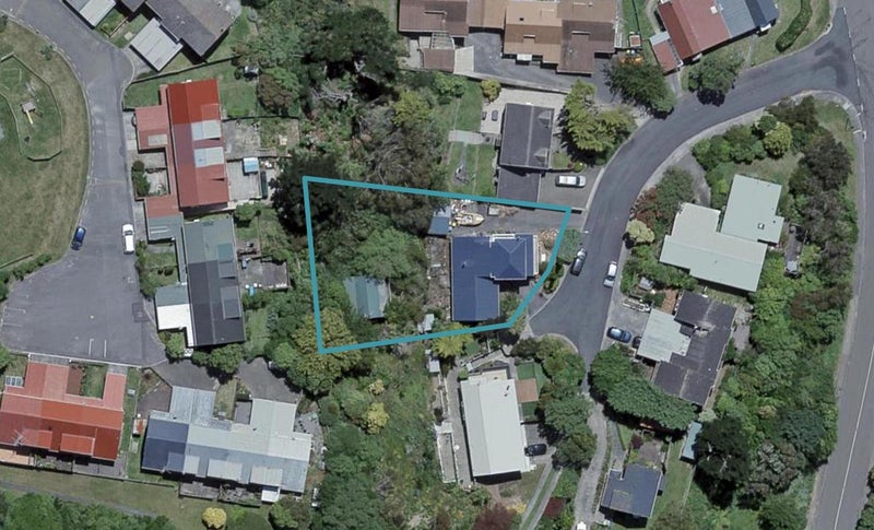8 Jasons Place, Churton Park, Wellington - Carousel 1