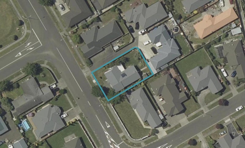157 Schnell Drive, Kelvin Grove, Palmerston North - Carousel 1