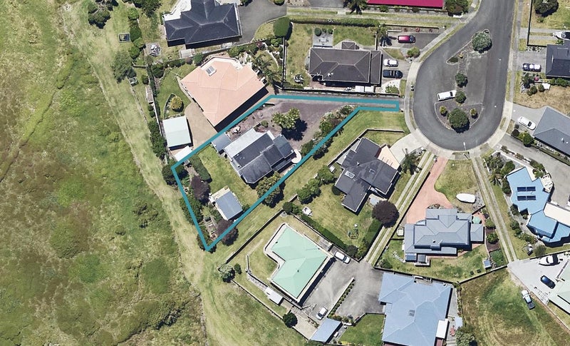 16 Panorama Place, Coastlands, Whakatane - Carousel 1