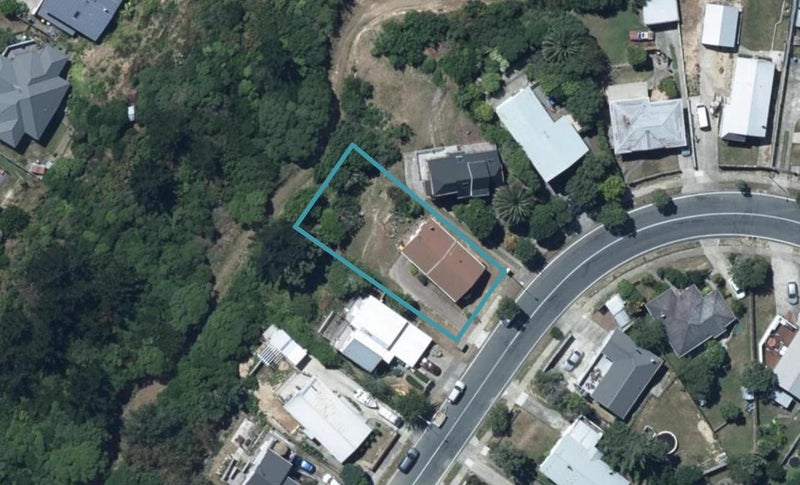 110 Conclusion Street, Ascot Park, Porirua - Carousel 1