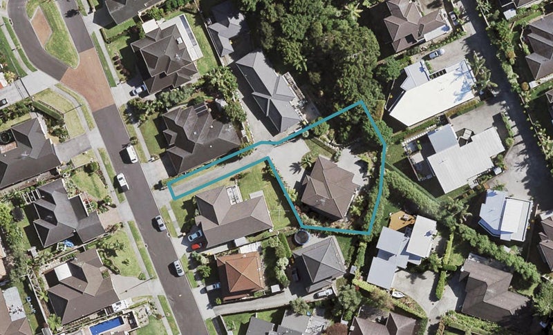 15 Phoenicia Court, The Gardens, Auckland - Carousel 1