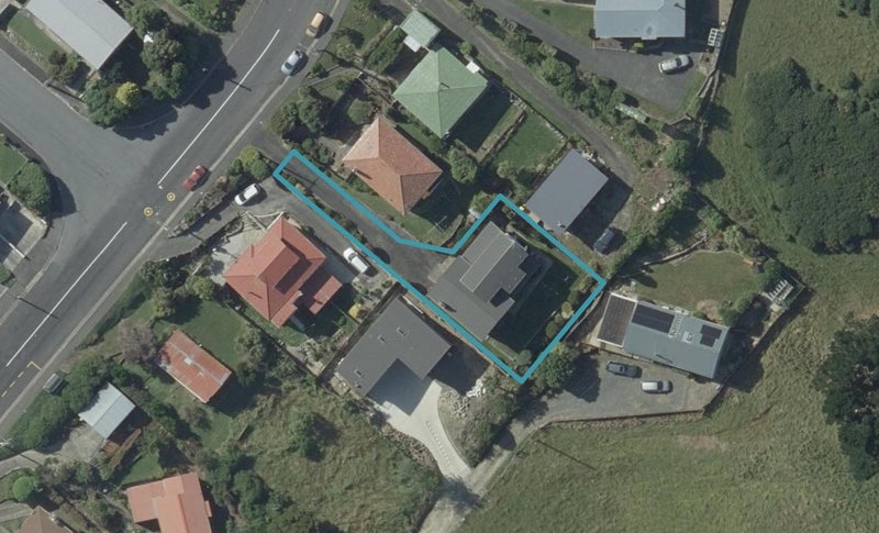 166 Highcliff Road, Shiel Hill, Dunedin - Carousel 1