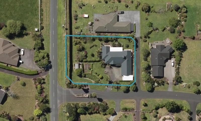 1 Tullamore, Maunu, Whangarei - Carousel 1