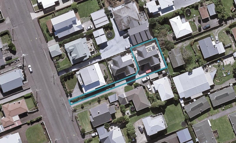 15A Beach Street, Fitzroy, New Plymouth - Carousel 1