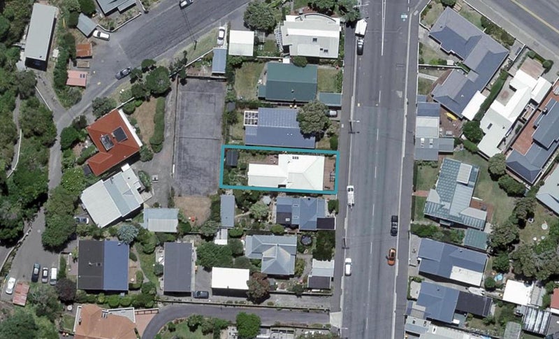8 Ferry Street, Seatoun, Wellington - Carousel 1