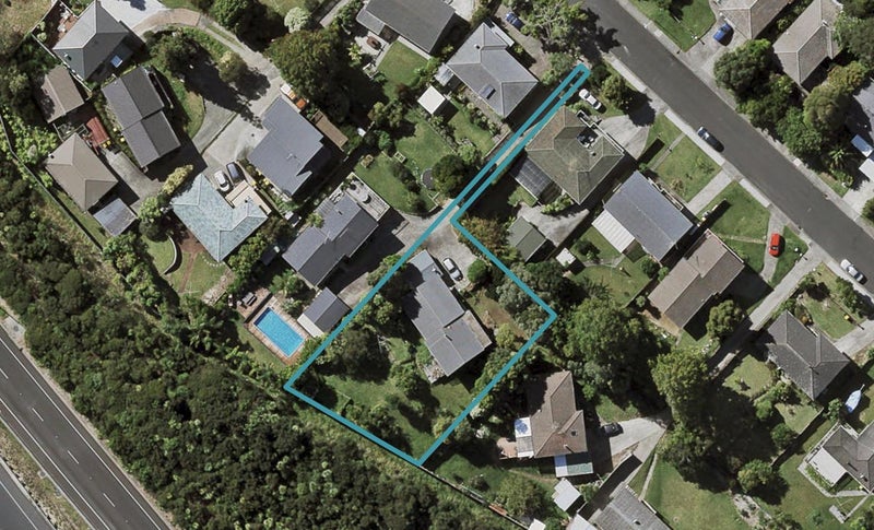 90 Salamanca Road, Sunnynook, Auckland - Carousel 1