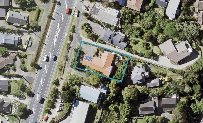 675 East Coast Road, Browns Bay, Auckland - Carousel 1