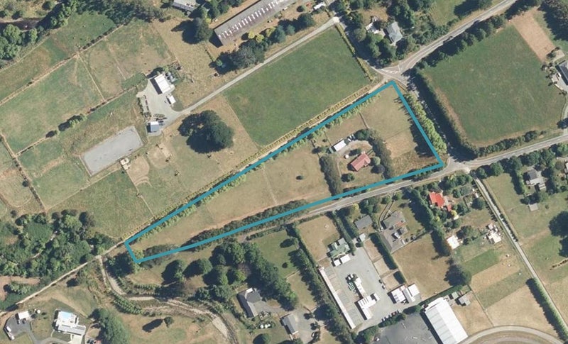 10 Leonards Road, Mangaroa, Upper Hutt - Carousel 1