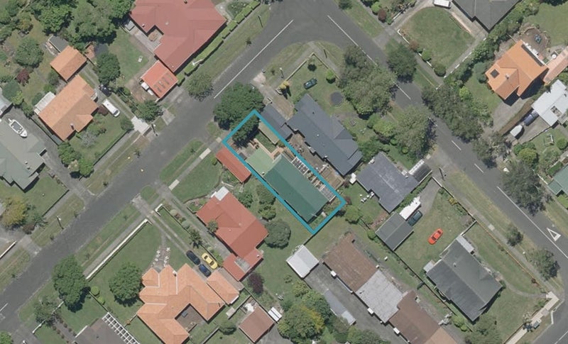 1 Tarata Street, Saint Johns Hill, Whanganui - Carousel 1