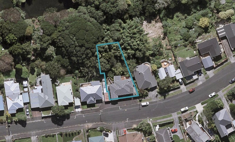 21 Maratahu Street, Westown, New Plymouth - Carousel 1