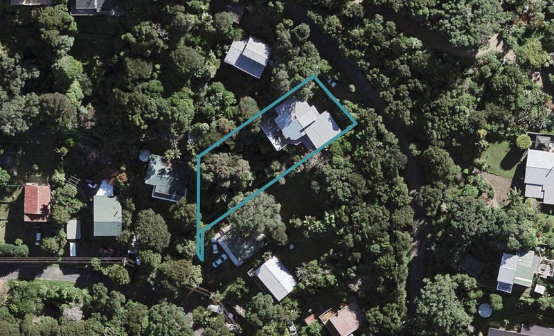1 Upland Road, Omiha, Waiheke Island - Carousel 1