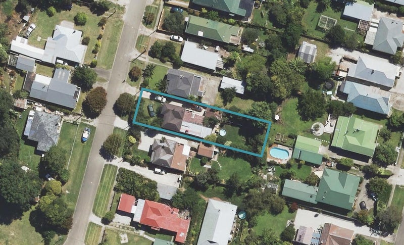 17 Harris Street, Kaiti, Gisborne - Carousel 1