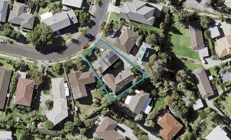 1/36 Sorrel Crescent, Bucklands Beach, Auckland - Carousel 1