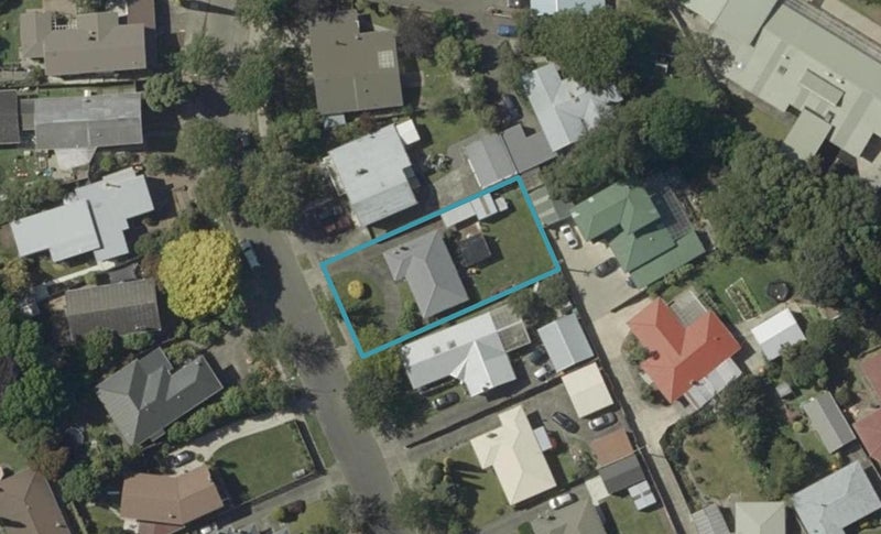 10 Juliana Place, Awapuni, Palmerston North - Carousel 1