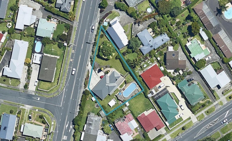 3 Otumoetai Road, Judea, Tauranga - Carousel 1