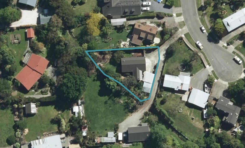 16 Nicholson Street, Renwick - Carousel 1