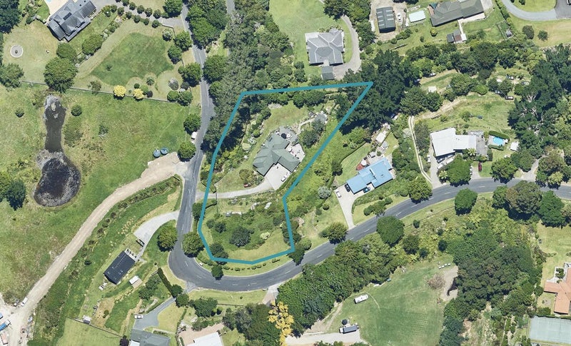 44 Freeburn Road, Pyes Pa, Tauranga - Carousel 1