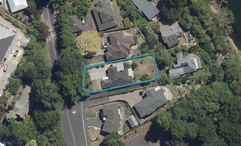 6 Awatere Avenue, Beerescourt, Hamilton - Carousel 1