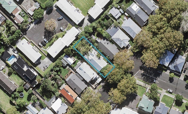 49 Francis Street, Grey Lynn, Auckland - Carousel 1