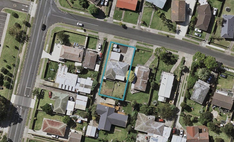 5 Maytime Street, Clover Park, Auckland - Carousel 1