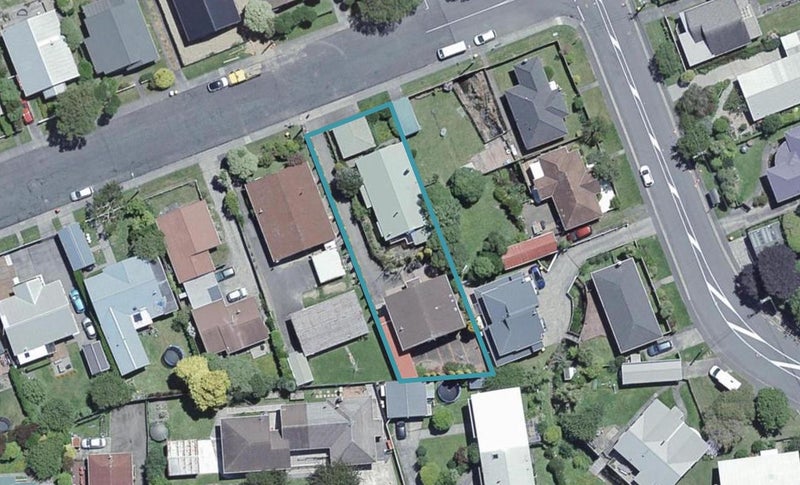 5A Fernlea Avenue, Karori, Wellington - Carousel 1