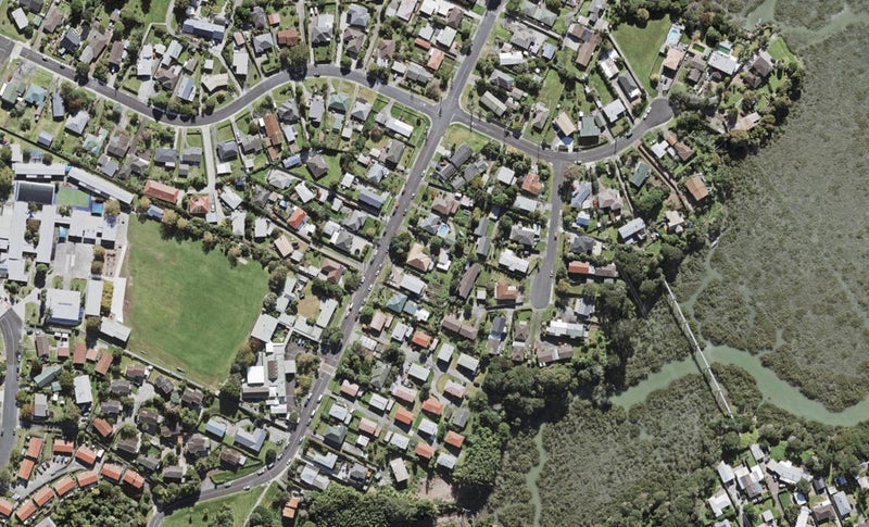 7/137 Tirimoana Road, Te Atatū South, Auckland - Carousel 1