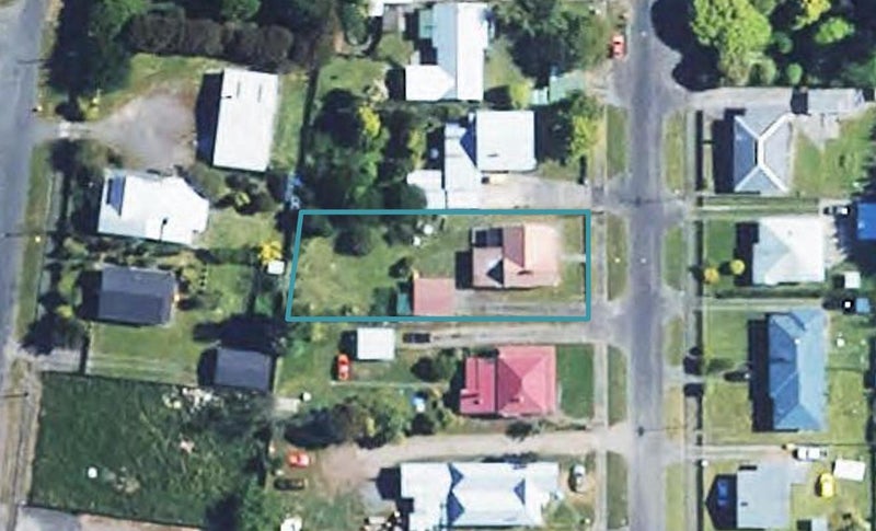 19 Cornwall Street, Eltham, Eltham - Carousel 1