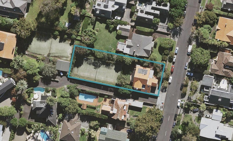 7 Shipherds Avenue, Epsom, Auckland - Carousel 1