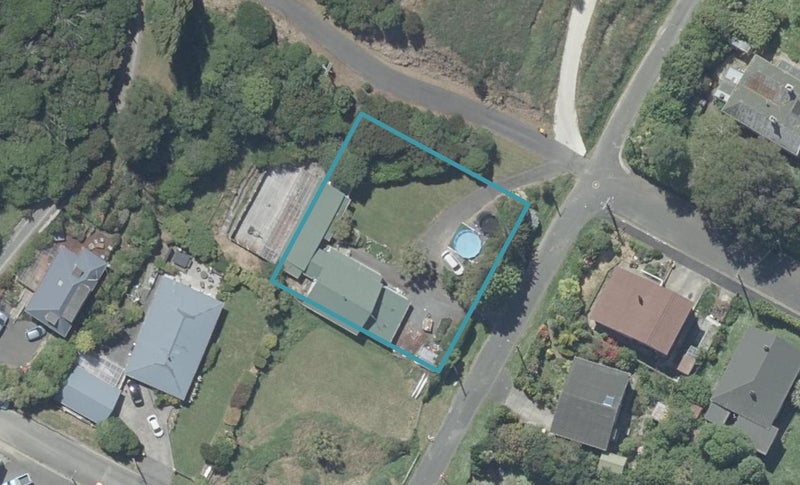 11 Kaka Road, Saint Leonards, Dunedin - Carousel 1