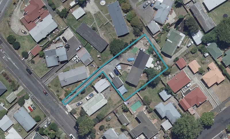 8A Vivian Street, Melville, Hamilton - Carousel 1