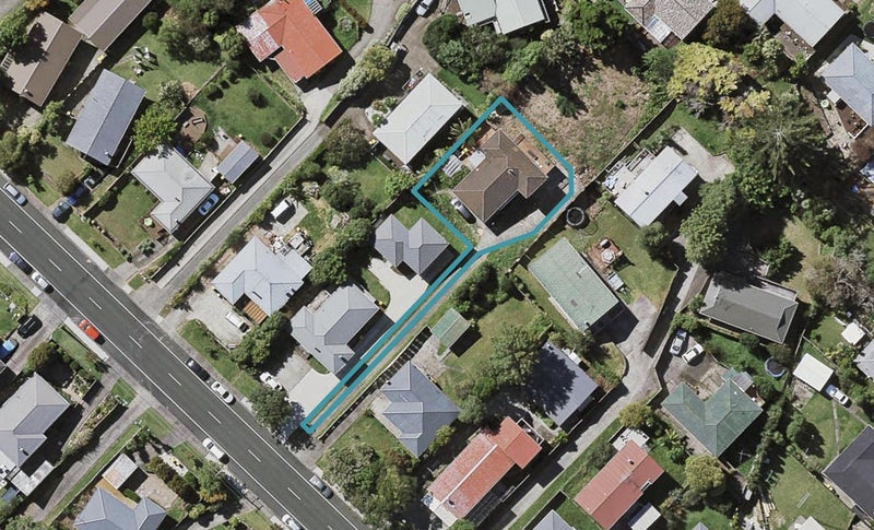 52 Sycamore Drive, Sunnynook, Auckland - Carousel 1