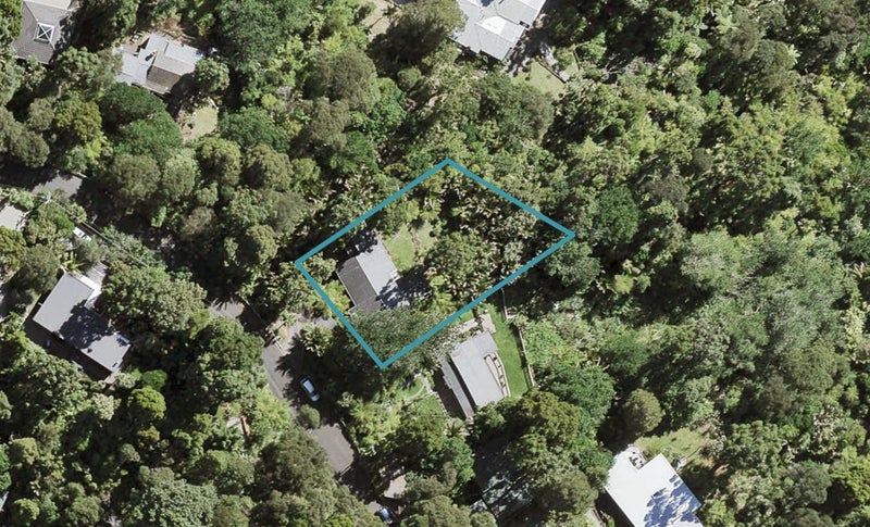 24 Tinopai Road, Titirangi, Auckland - Carousel 1
