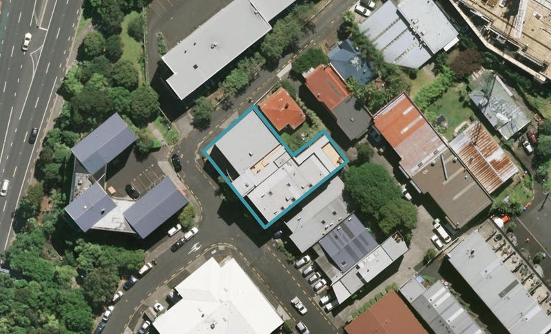 41D Charlotte Street, Eden Terrace, Auckland - Carousel 1