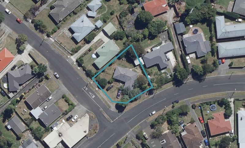 19 Edinburgh Road, Hillcrest, Hamilton - Carousel 1