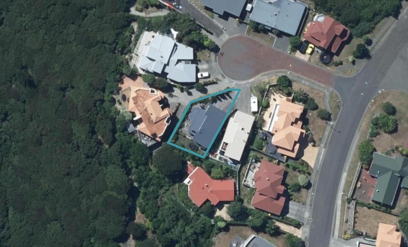 3B Cromarty Place, Papakowhai, Porirua - Carousel 1