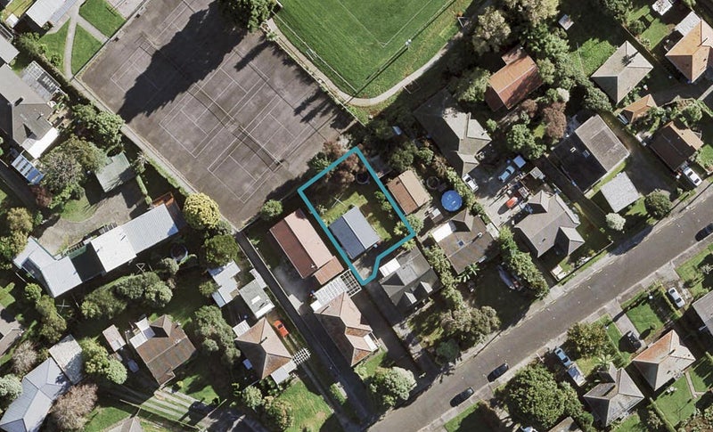 31A Preston Avenue, Mount Albert, Auckland - Carousel 1