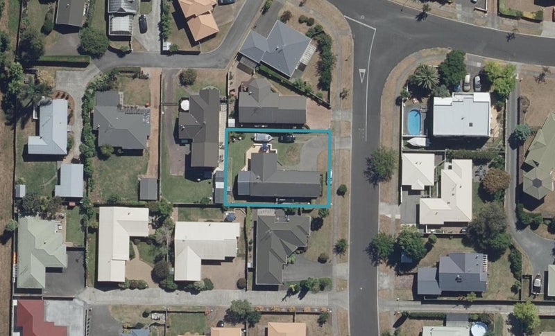 4 Hastings Place, Hamilton Lake, Hamilton - Carousel 1