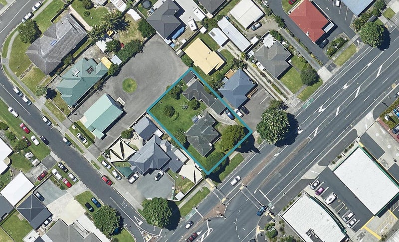 1019 Cameron Road, Gate Pa, Tauranga - Carousel 1