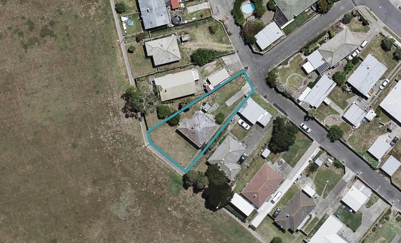 36 Hislop Avenue, Onekawa, Napier - Carousel 1