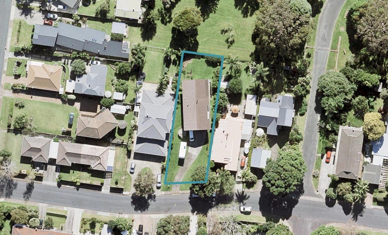 6 The Circle, Manly, Whangaparaoa - Carousel 1