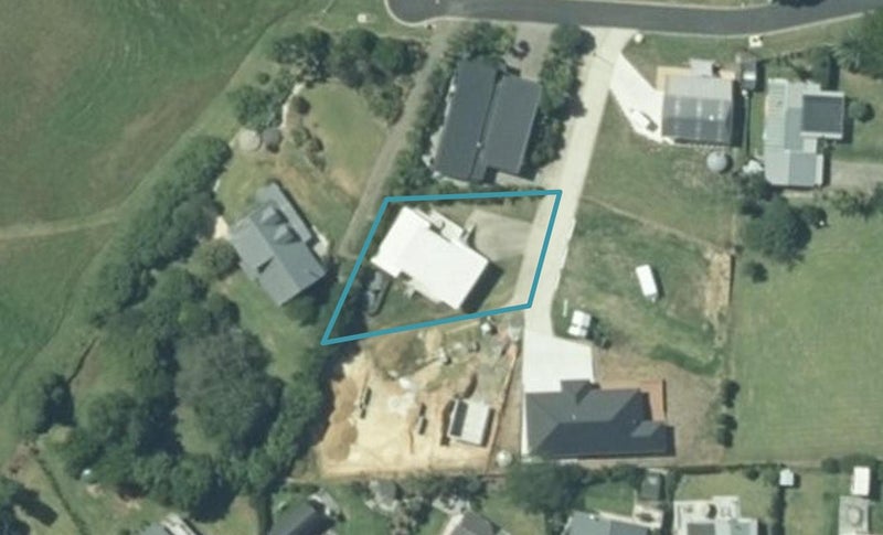5B Emma Place, Hahei, Whitianga - Carousel 1