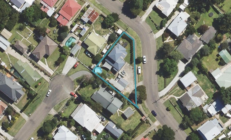 20 Perry Street, Mangapapa, Gisborne - Carousel 1