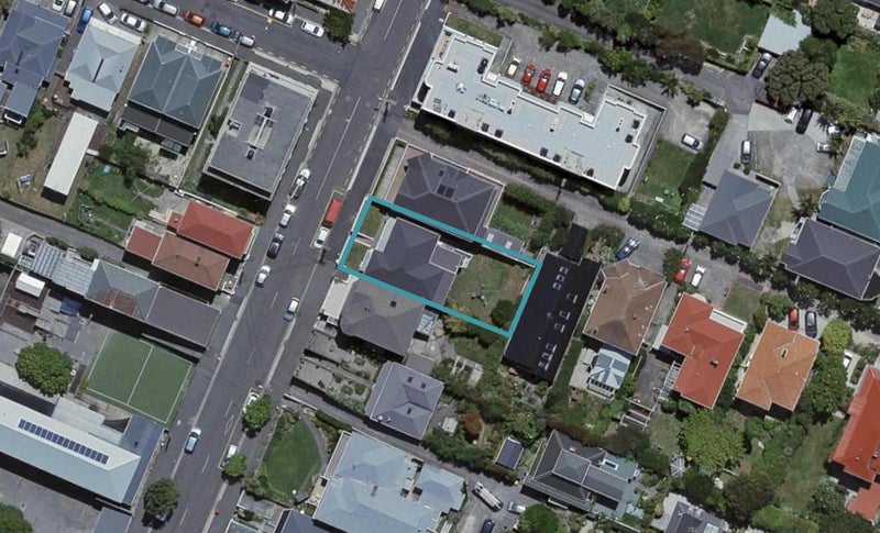 27 Brougham Street, Mount Victoria, Wellington - Carousel 1