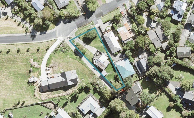 44 Cedar Terrace, Stanmore Bay, Whangaparaoa - Carousel 1