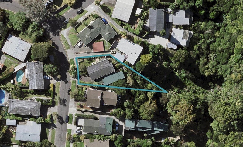 16A Kempthorne Crescent, Mission Bay, Auckland - Carousel 1