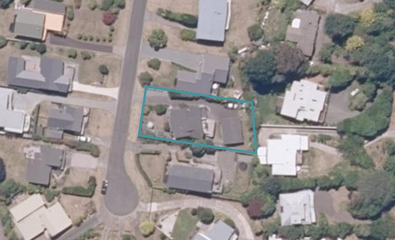 13 Isobel Street, Acacia Bay, Taupo - Carousel 1
